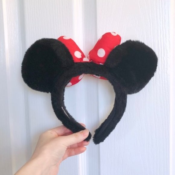 Disney Mickey Mouse Ears - Picture 3 of 3